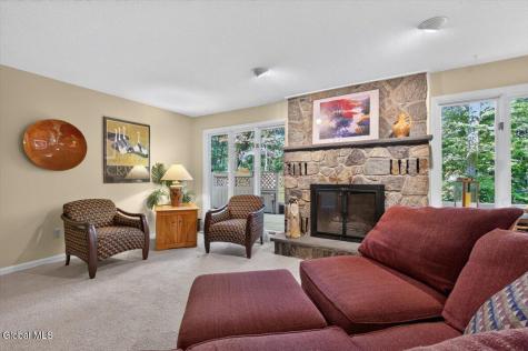 11 Beechridge Road Clifton Park NY 12065