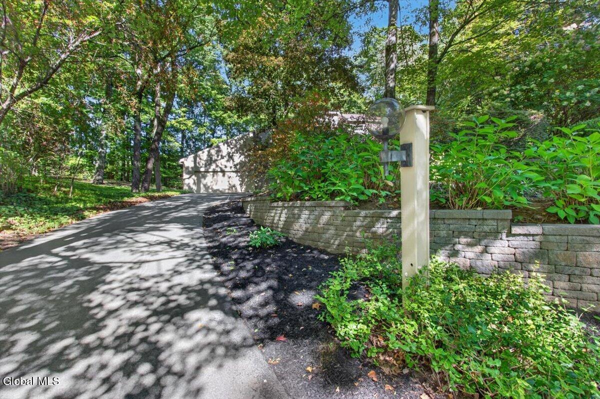 11 Beechridge Road Clifton Park NY 12065