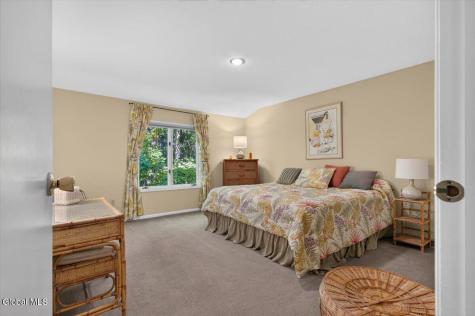 11 Beechridge Road Clifton Park NY 12065