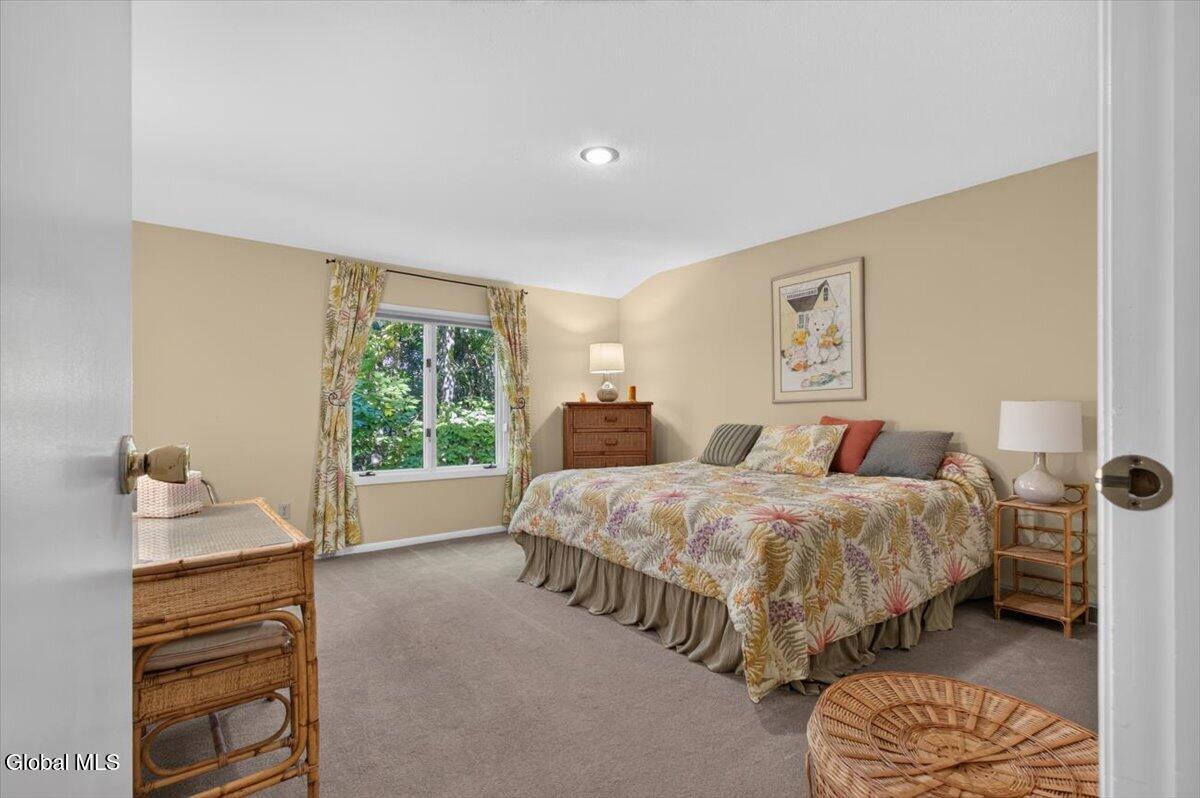 11 Beechridge Road Clifton Park NY 12065
