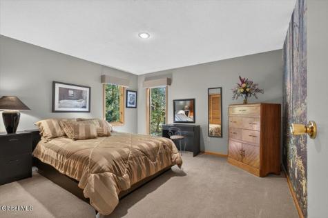 11 Beechridge Road Clifton Park NY 12065