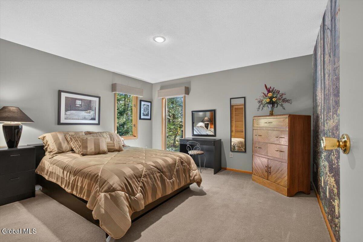 11 Beechridge Road Clifton Park NY 12065