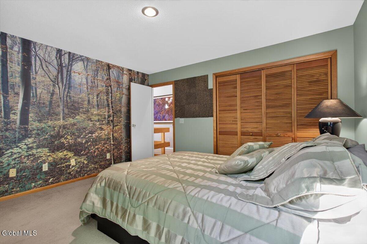 11 Beechridge Road Clifton Park NY 12065