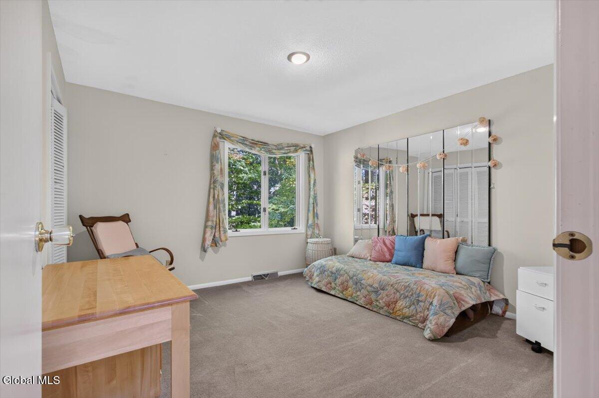 11 Beechridge Road Clifton Park NY 12065