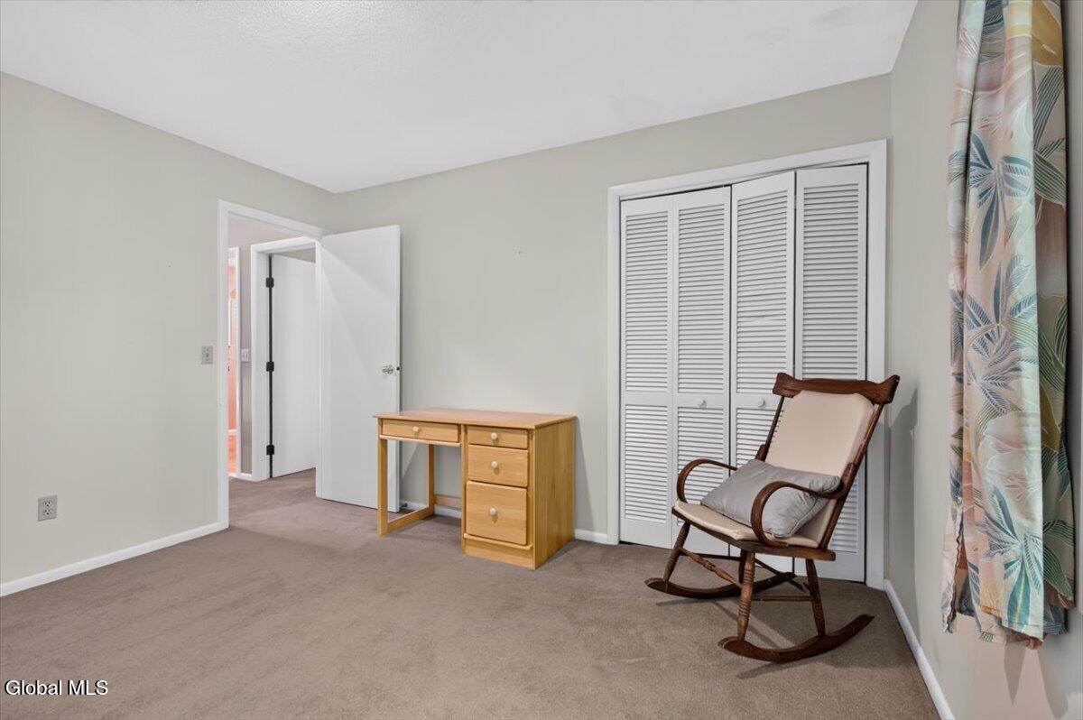 11 Beechridge Road Clifton Park NY 12065