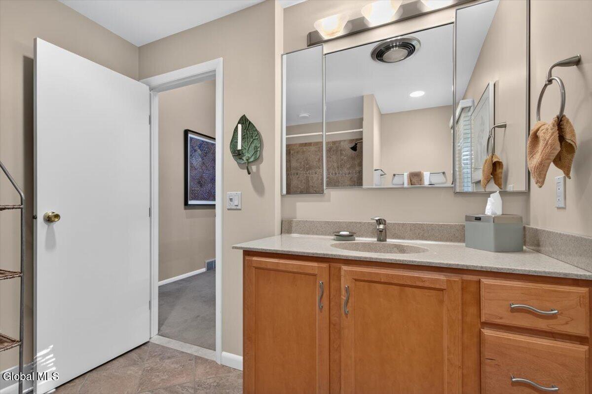 11 Beechridge Road Clifton Park NY 12065