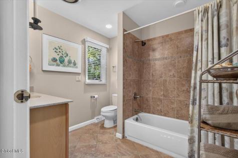 11 Beechridge Road Clifton Park NY 12065