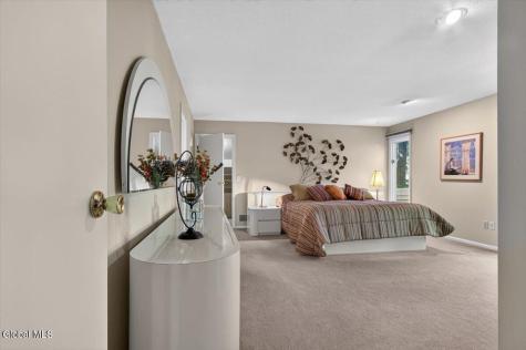 11 Beechridge Road Clifton Park NY 12065