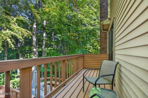 11 Beechridge Road Clifton Park NY 12065