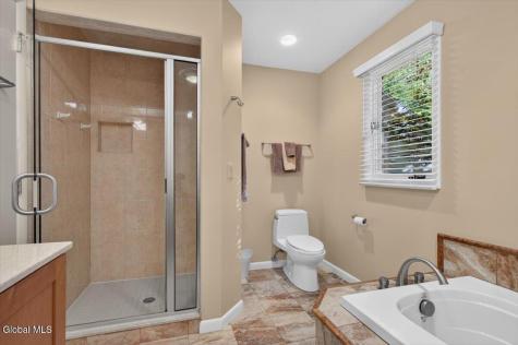 11 Beechridge Road Clifton Park NY 12065