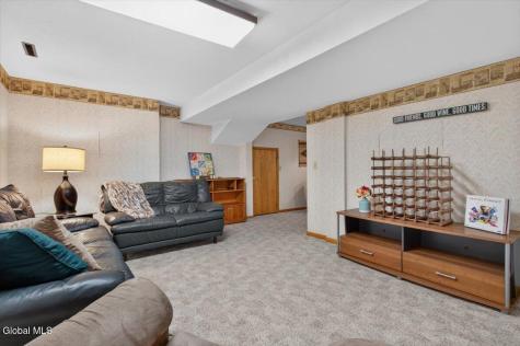 11 Beechridge Road Clifton Park NY 12065
