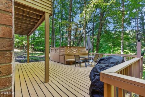 11 Beechridge Road Clifton Park NY 12065