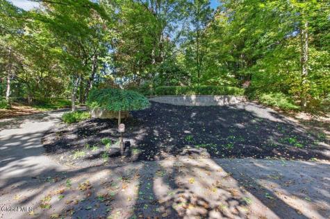 11 Beechridge Road Clifton Park NY 12065