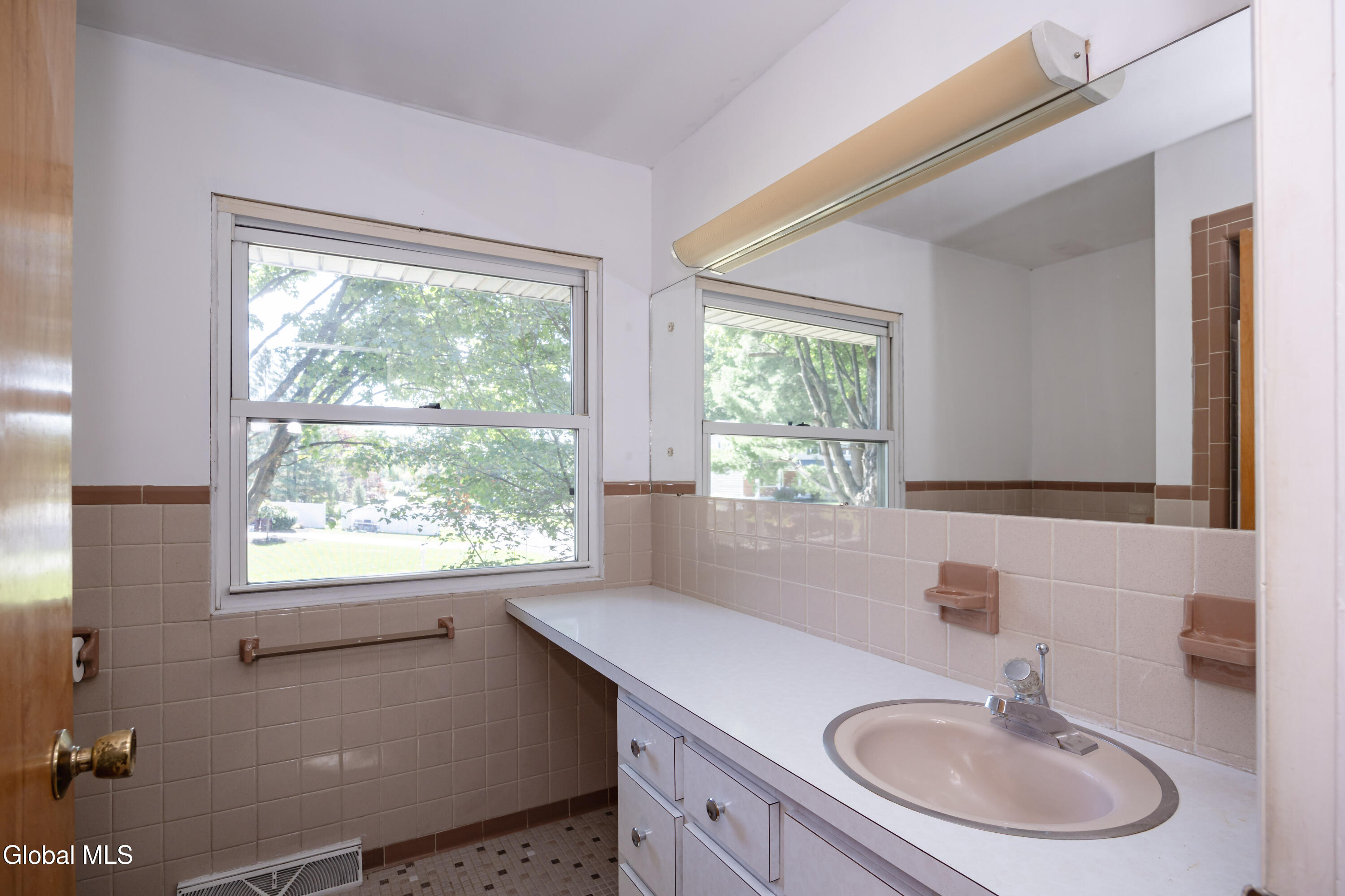 6 County View Road Latham NY 12110