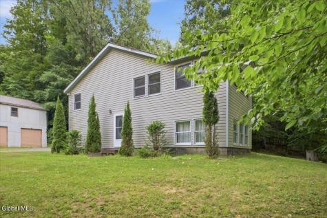 28 Campney Lane Fort Ann NY 12827