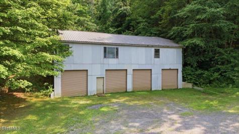28 Campney Lane Fort Ann NY 12827