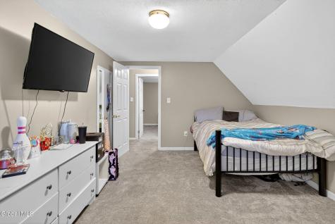 4 Old Fort Avenue Schenectady NY 12306