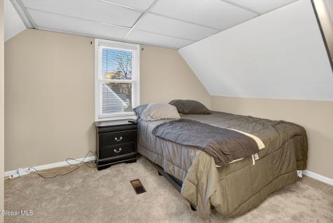 4 Old Fort Avenue Schenectady NY 12306