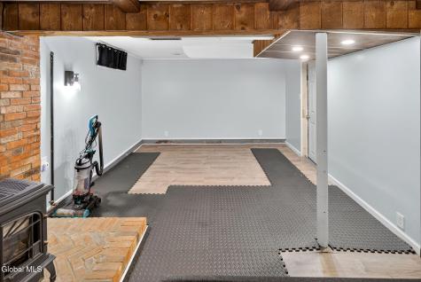 4 Old Fort Avenue Schenectady NY 12306