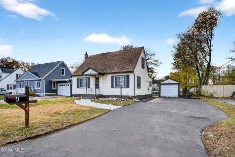 4 Old Fort Avenue Schenectady NY 12306