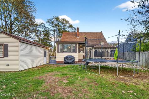 4 Old Fort Avenue Schenectady NY 12306