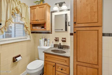 4 Old Fort Avenue Schenectady NY 12306