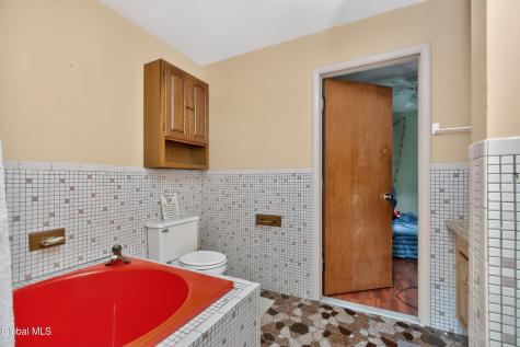 34 Guy Lane West Coxsackie NY 12124