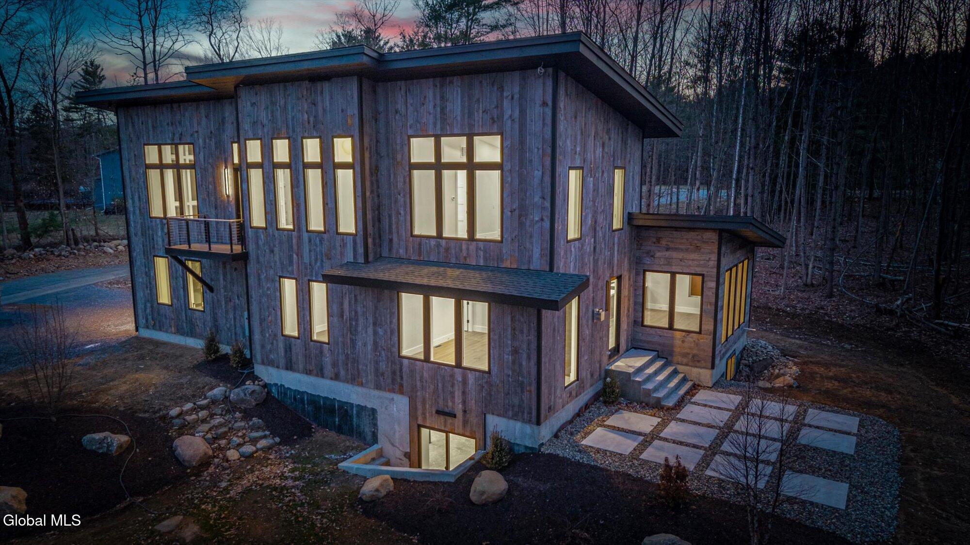 11 S Eagle Ridge Diamond Point NY 12824