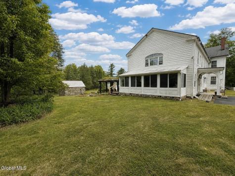 42 Schumann Road Averill Park NY 12018