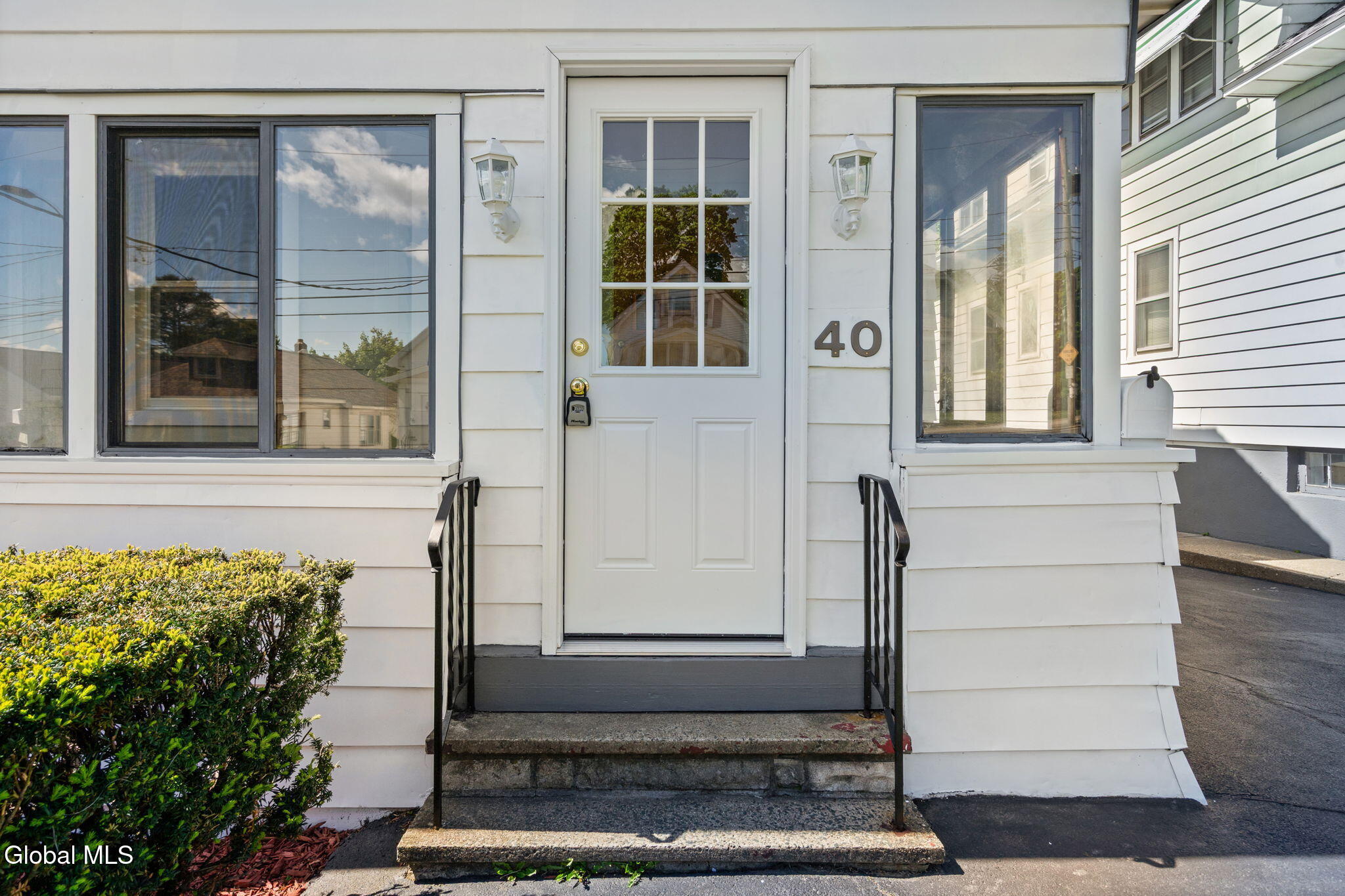 40 Lawn Avenue Albany NY 12204