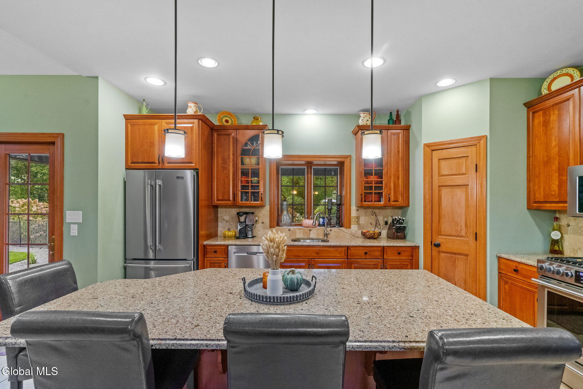 737 Muitzeskill Road Schodack Landing NY 12156