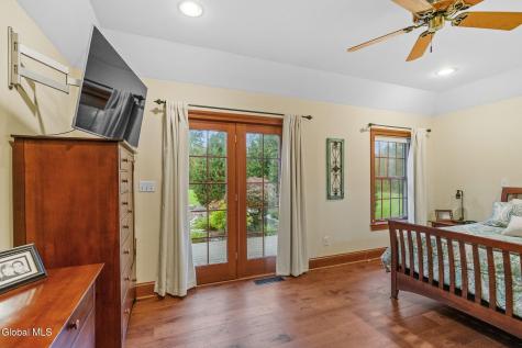 737 Muitzeskill Road Schodack Landing NY 12156