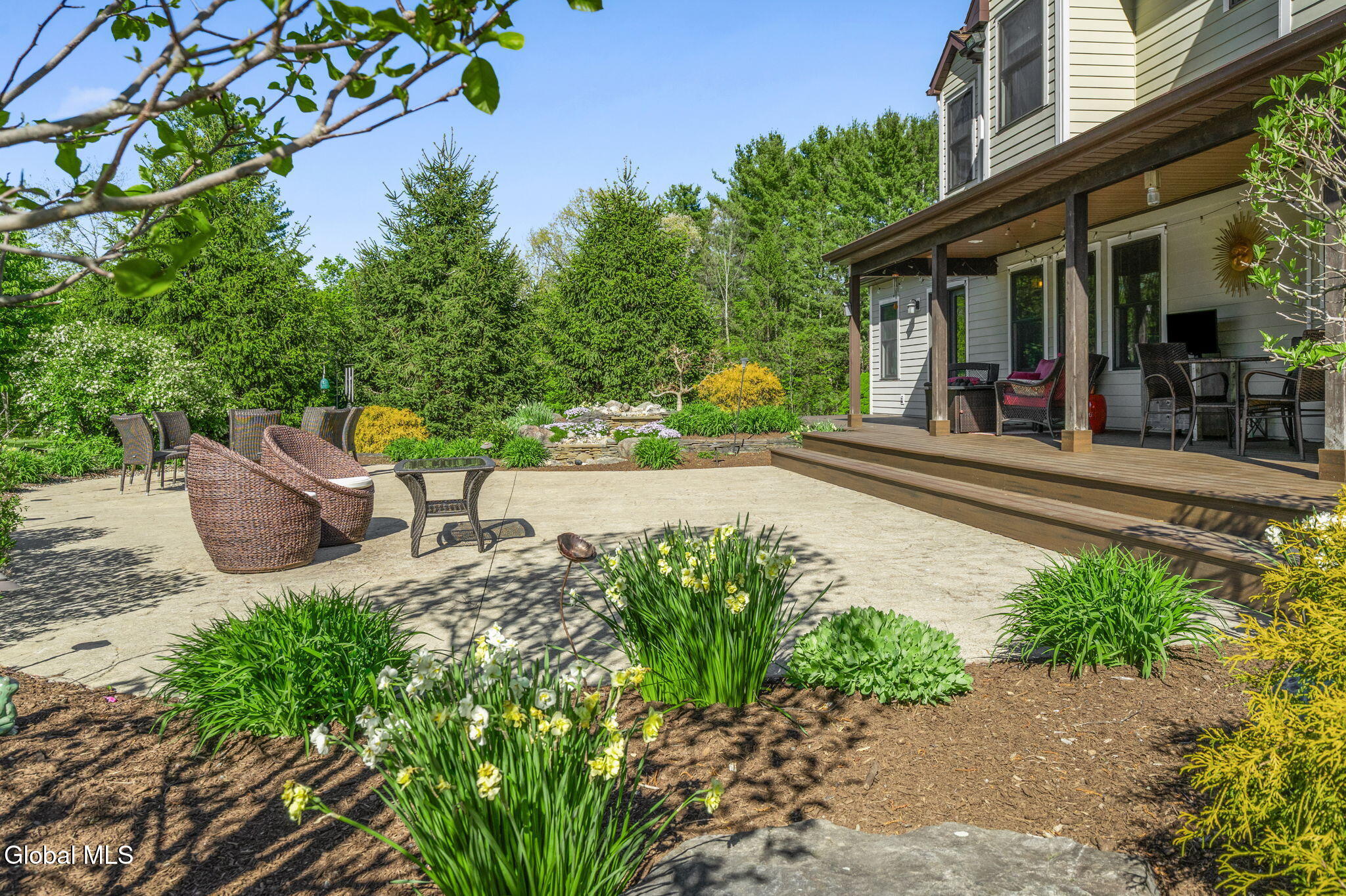 737 Muitzeskill Road Schodack Landing NY 12156