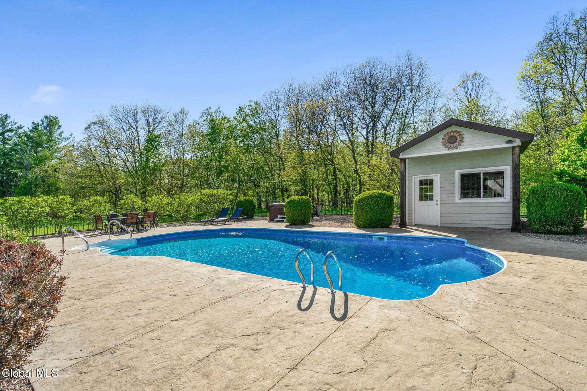 737 Muitzeskill Road Schodack Landing NY 12156