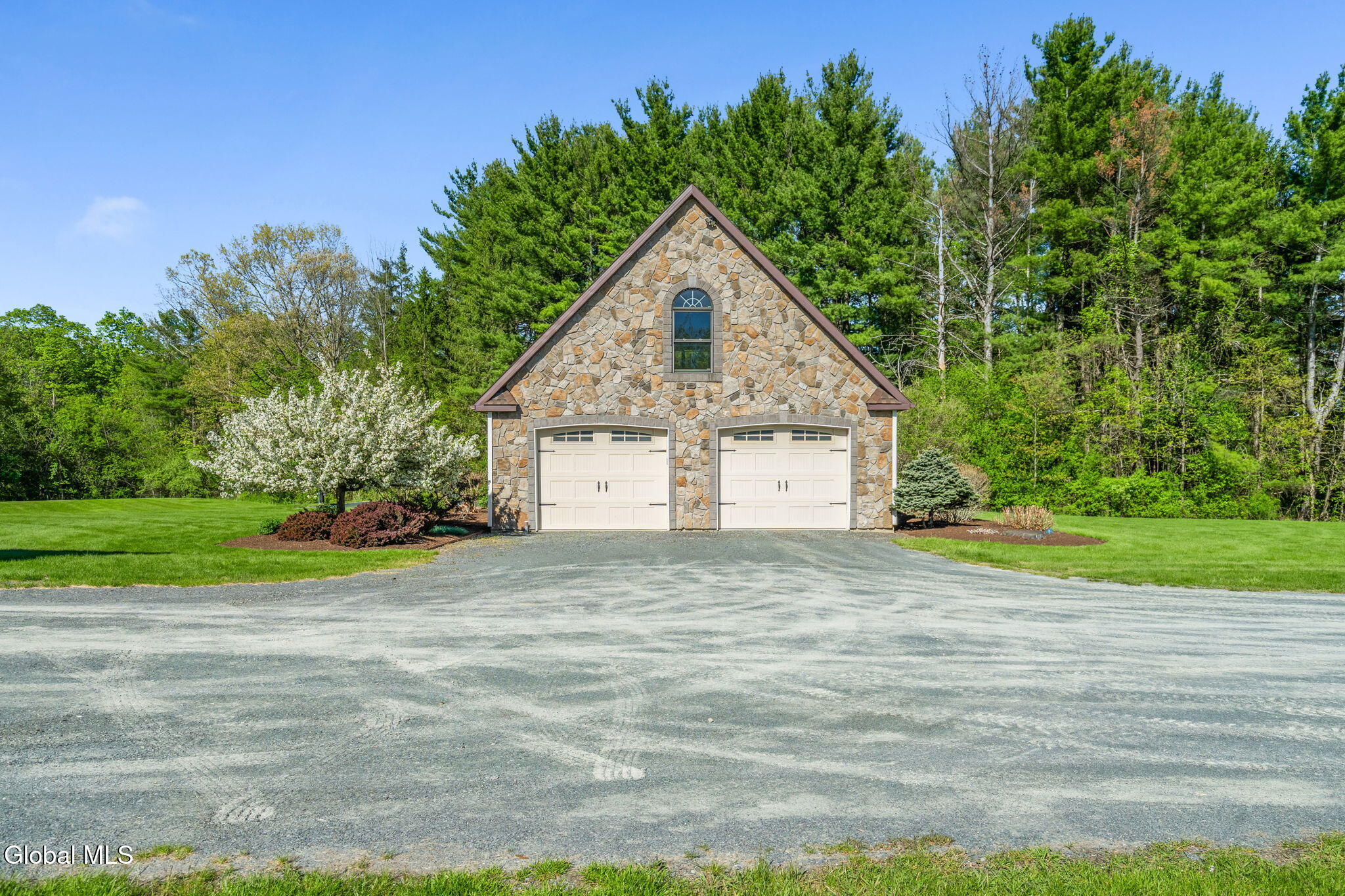 737 Muitzeskill Road Schodack Landing NY 12156