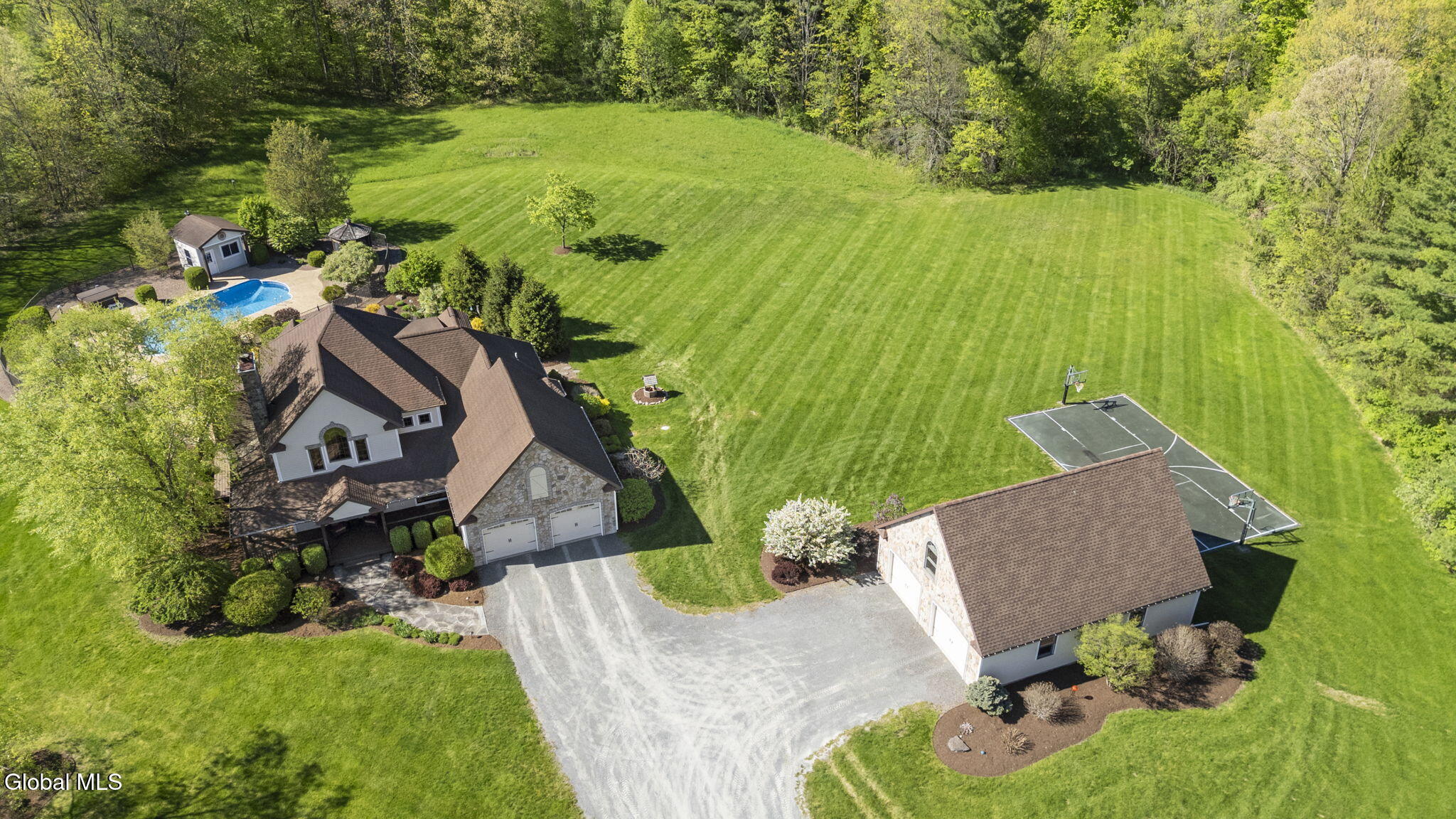 737 Muitzeskill Road Schodack Landing NY 12156
