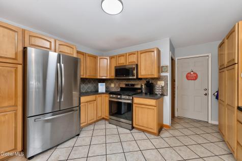 6 Dublin Drive Ballston Spa NY 12020