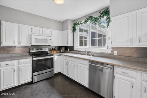 61 Upper Loudon Road Loudonville NY 12211