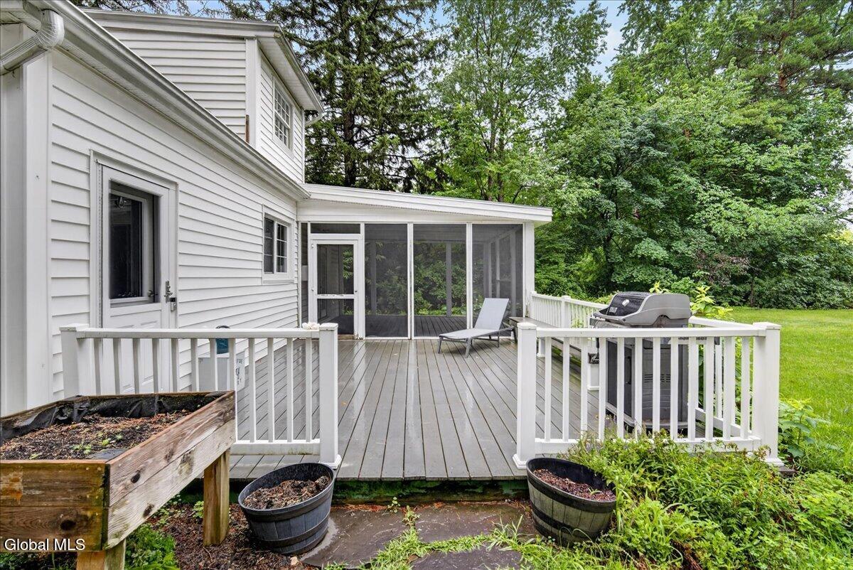 61 Upper Loudon Road Loudonville NY 12211