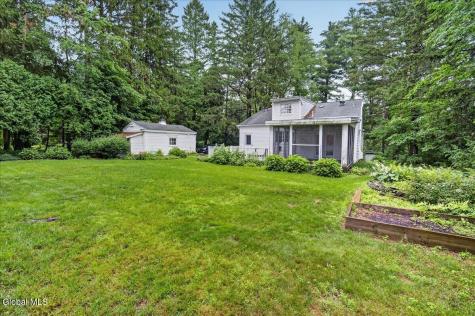 61 Upper Loudon Road Loudonville NY 12211