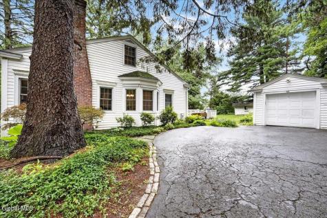61 Upper Loudon Road Loudonville NY 12211