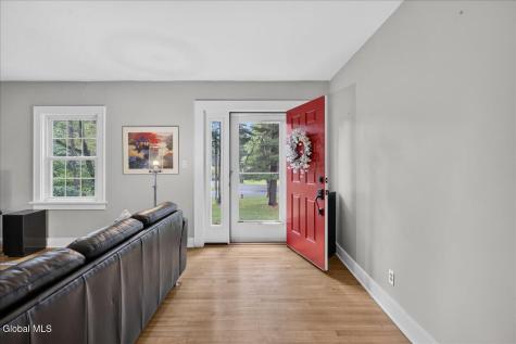 61 Upper Loudon Road Loudonville NY 12211