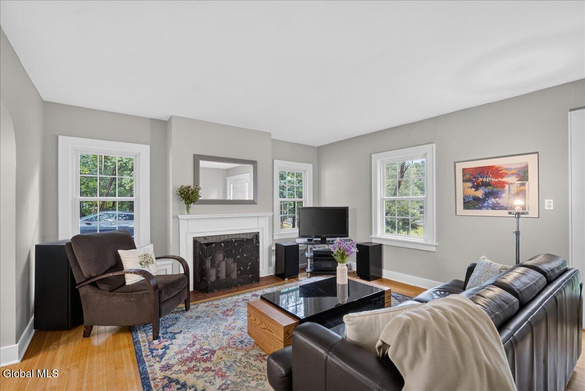 61 Upper Loudon Road Loudonville NY 12211