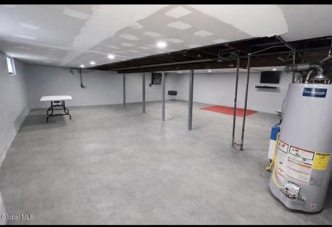 226 Glengary Road Rotterdam NY 12304