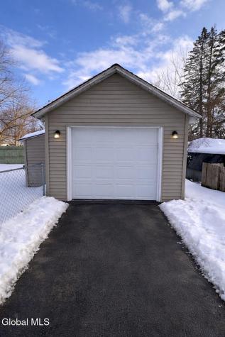 226 Glengary Road Rotterdam NY 12304