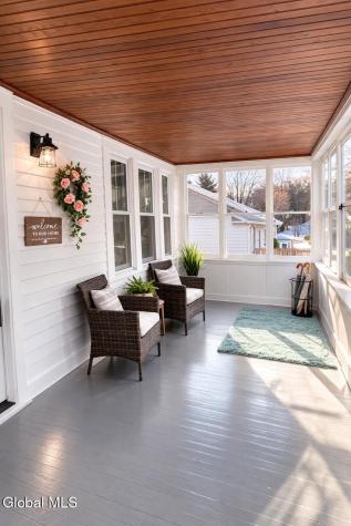 226 Glengary Road Rotterdam NY 12304