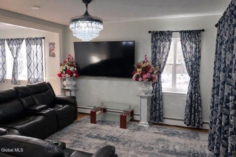 226 Glengary Road Rotterdam NY 12304