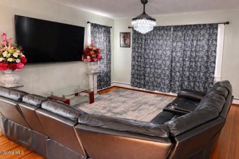 226 Glengary Road Rotterdam NY 12304