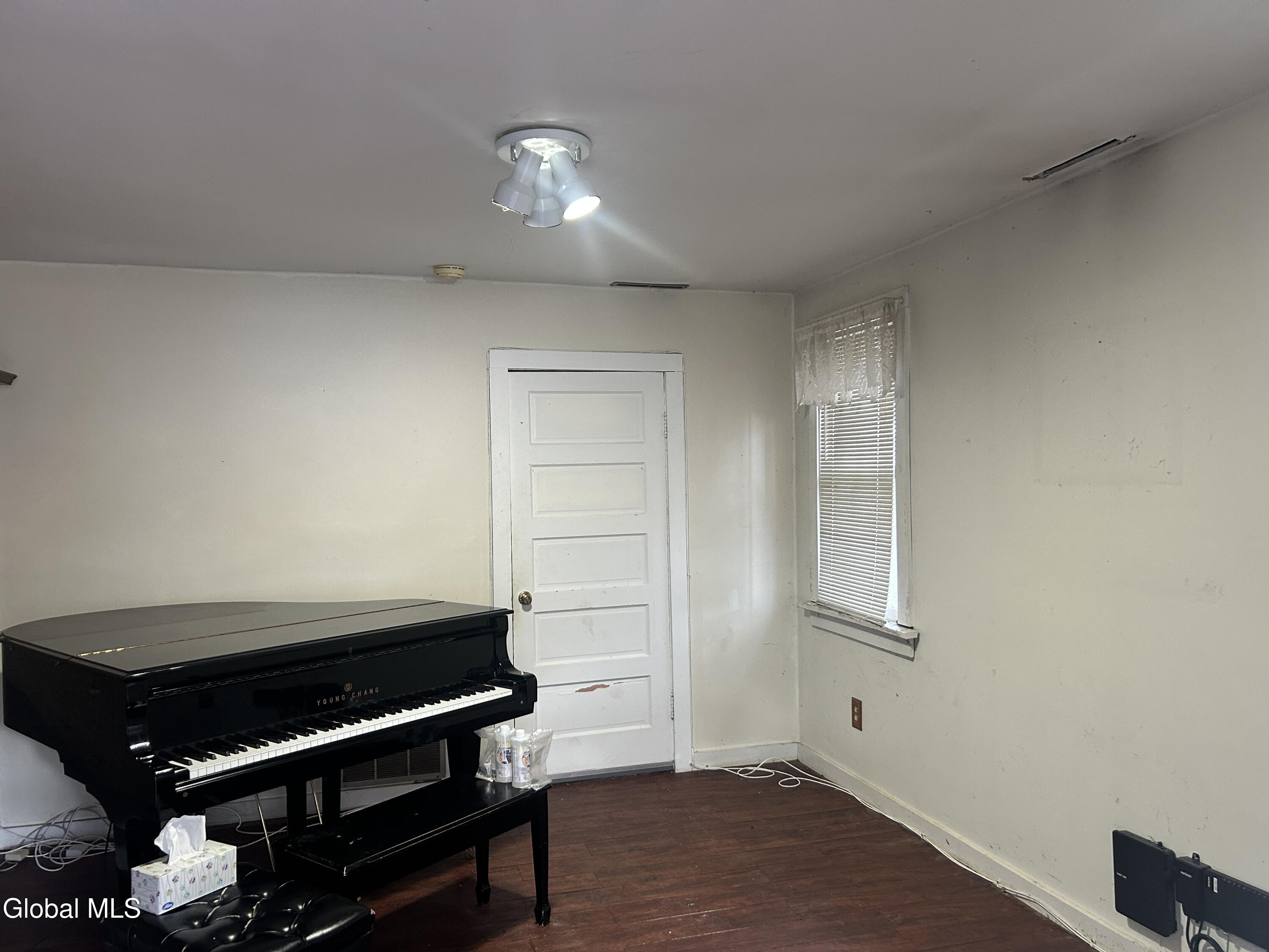 108 Gullott Drive Rotterdam NY 12306