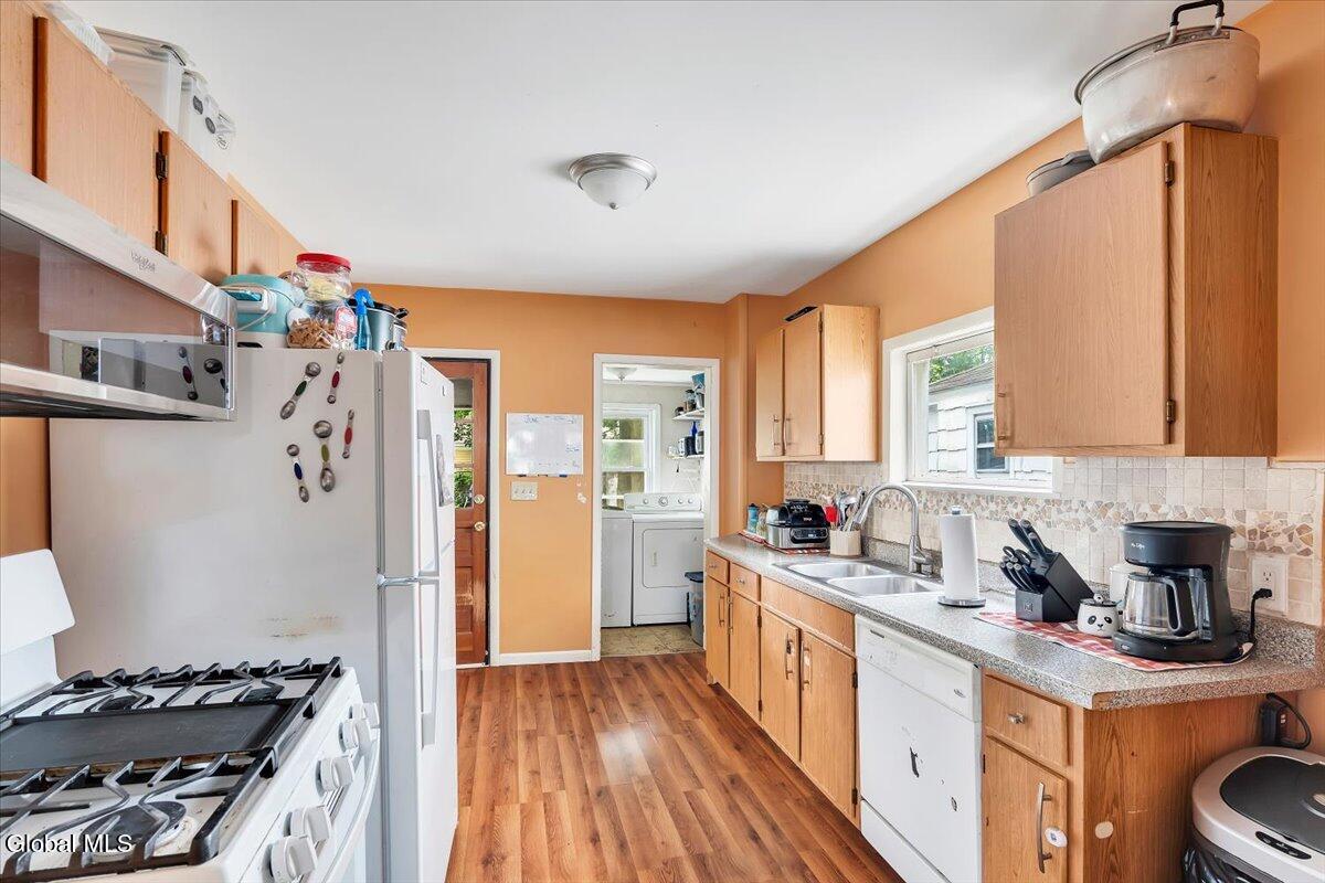 2310 Fairlee Street Schenectady NY 12306